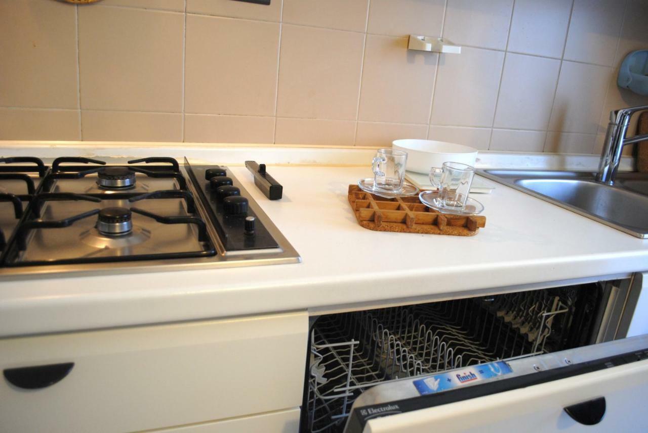 Bnbook-Albini Flat Milaan Buitenkant foto